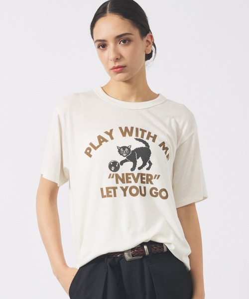 NOMINE(ノミネ)の「【RUSSELL ATHLETIC/ラッセル アスレチック】 NOMINE×RUSSELL別注 猫 キャット Tシャツ(Tシャツ/カットソー・メンズ・グレー系その他/ホワイト系その他2/グレー系その他2/ホワイト系その他・フリー)」の2枚目の写真