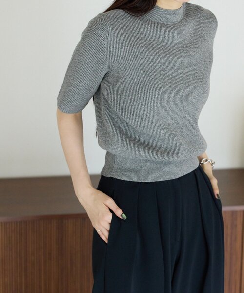 gemeil(ジェムイル)の「ハイネックリブニット(LA-317)(ニット/セーター・レディース・ホワイト/ベージュ/グレー/ブラック・MEDIUM/SMALL)」の11枚目の写真