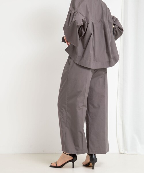 NOLLEY’S(ノーリーズ)の「《セットアップ対応》クロップドワイドパンツ(その他パンツ・レディース・チャコールグレー/ブルー系その他・38/36)」の6枚目の写真