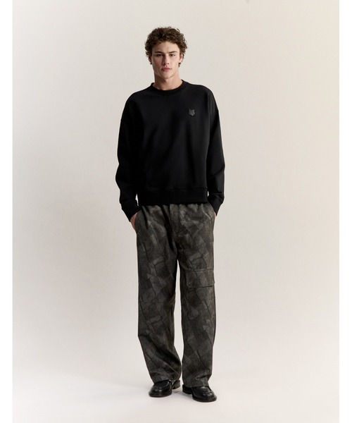 Maison Kitsune(メゾンキツネ)の「FOX HEAD OVERSIZE SWEATSHIRT(スウェット・メンズ・ブラック/チャコール/ダークグレー/ネイビー・L/M/S/XS/XL)」の7枚目の写真