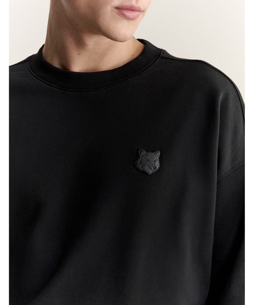 Maison Kitsune(メゾンキツネ)の「FOX HEAD OVERSIZE SWEATSHIRT(スウェット・メンズ・ブラック/チャコール/ダークグレー/ネイビー・L/M/S/XS/XL)」の9枚目の写真