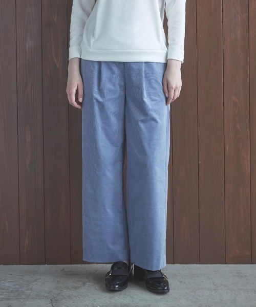 STUDIO PICONE(スタジオピッコーネ)の「速乾コーデュロイワイドパンツ(その他パンツ・レディース・ネイビー/キャメル/ホワイト/ライトブルー・M/L/LL)」の13枚目の写真