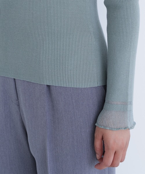 NATURAL BEAUTY BASIC（ナチュラルビューティーベーシック）の「◇【Oggi掲載・sweet掲載】【WEB限定カラー：グレー】【ちょうど、いい服】“さりげな”シアースリーブニット（ニット/セーター・レディース・グレー/チャコールグレー/オフホワイト/ブラック/ワイン/ライトグリーン・FREE）」の19枚目の写真