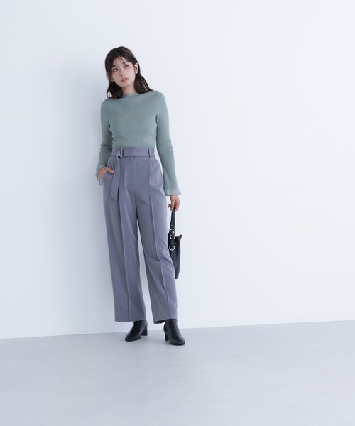 NATURAL BEAUTY BASIC（ナチュラルビューティーベーシック）の「◇【Oggi掲載・sweet掲載】【WEB限定カラー：グレー】【ちょうど、いい服】“さりげな”シアースリーブニット（ニット/セーター・レディース・グレー/チャコールグレー/オフホワイト/ブラック/ワイン/ライトグリーン・FREE）」の14枚目の写真