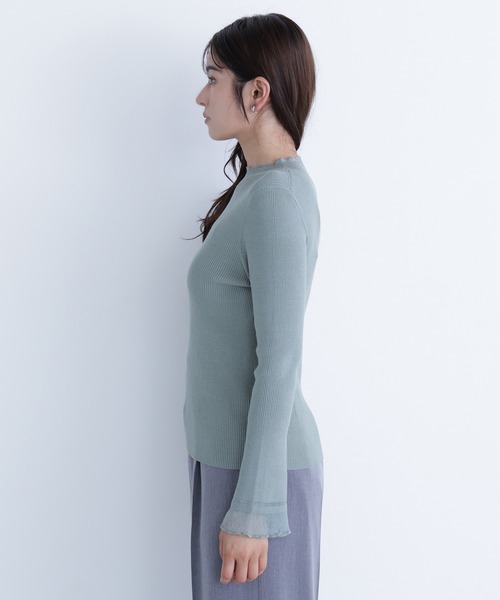 NATURAL BEAUTY BASIC（ナチュラルビューティーベーシック）の「◇【Oggi掲載・sweet掲載】【WEB限定カラー：グレー】【ちょうど、いい服】“さりげな”シアースリーブニット（ニット/セーター・レディース・グレー/チャコールグレー/オフホワイト/ブラック/ワイン/ライトグリーン・FREE）」の15枚目の写真