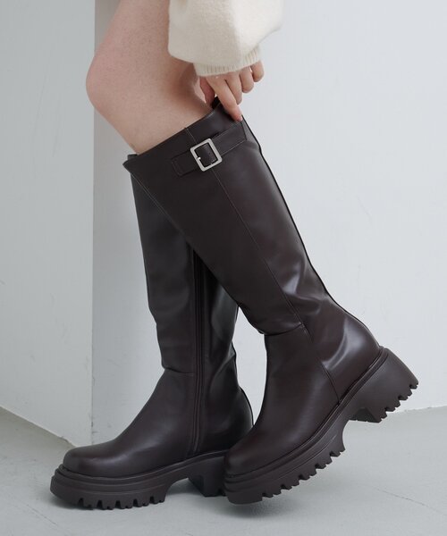 Kastane（カスタネ）の「【新色追加/レザー&スエード】ベルトロングブーツ（ブーツ・レディース・ブラウン/ダークブラウン/ブラック/ブラウン系その他・36/37/38）」の4枚目の写真