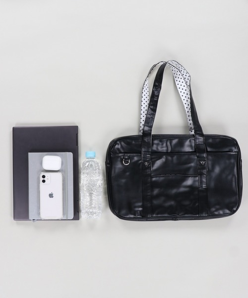 SPINNS（スピンズ）の「学校生活を楽しく♪通学最適◎ 合皮スクールバッグ/スクバ/裏地スター総柄/チェック柄（ハンドバッグ・レディース・ブラック系その他/ブラウン系その他・ONESIZE）」の14枚目の写真