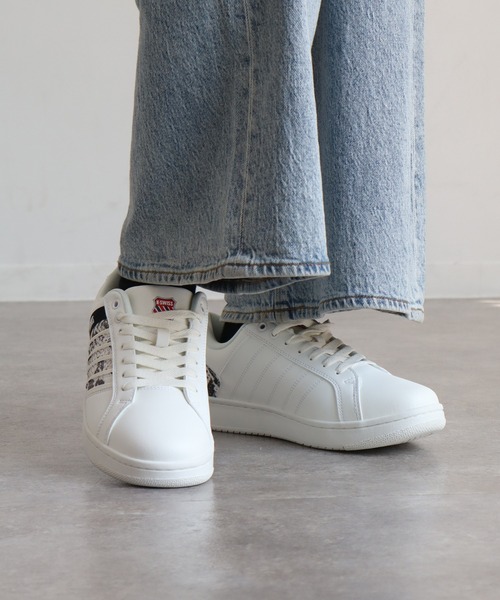 K-SWISS（ケースイス）の「【K-SWISS/ケースイス】シンセティックレザー コートスニーカー（スニーカー・メンズ・ブラック/ホワイト・25.5cm/26.0cm/26.5cm/27.0cm/27.5cm/28.0cm/25.0cm）」の13枚目の写真