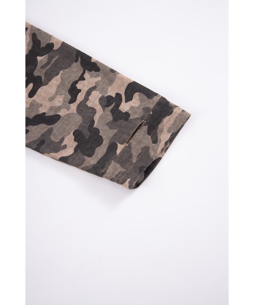SUPPLIER（サプライヤー）の「ロングスリーブ｜Camouflage Layered Long Sleeve Tee｜SUPPLIER｜公式通販（Tシャツ/カットソー・メンズ・ブラック/カーキ・SMALL/MEDIUM/LARGE/X-LARGE）」の15枚目の写真