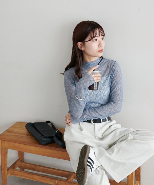 DISCOAT(ディスコート)の「【WEB限定】ストレッチレースボトルネックプルオーバー(Tシャツ/カットソー・レディース・アイボリー/ブラック/ブルー/ブラウン/ミント・FREE)」の13枚目の写真
