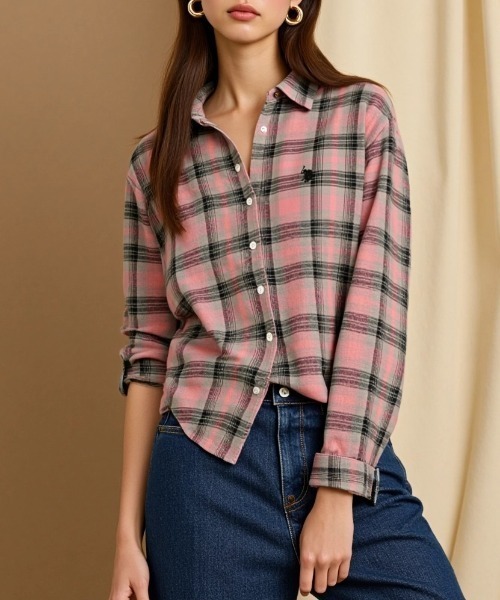 U.S. POLO ASSN.(ユーエスポロアッスン)の「U.S. POLO ASSN./ユーエスポロアッスン Flannel Check Shirt/オーバーサイズ フランネル チェック ロゴ ワンポイント刺繍 レギュラーカラーシャツ/レディース(シャツ/ブラウス・レディース・ネイビー/ホワイト/ピンク/グリーン・M/L)」の4枚目の写真