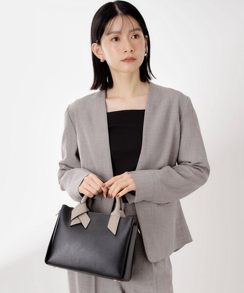 THE SHOP TK （ザ ショップ ティーケー ）の「バイカラー合皮ショルダーバッグ（ショルダーバッグ・レディース・ブラウン系その他/ブラック/アイボリー・00）」の2枚目の写真