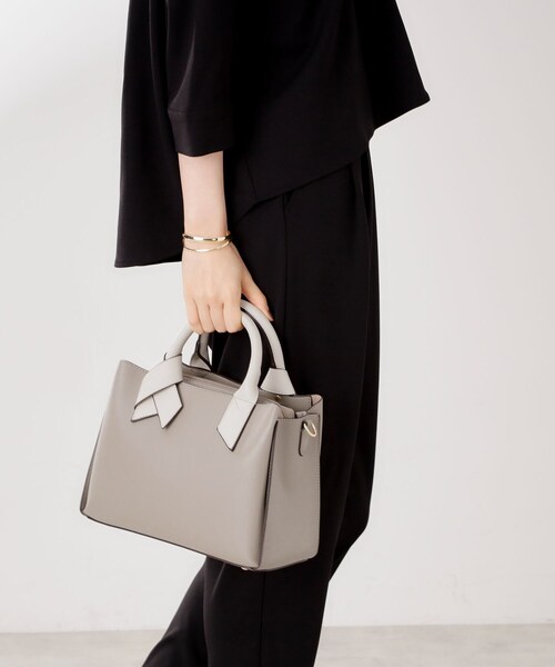 THE SHOP TK （ザ ショップ ティーケー ）の「バイカラー合皮ショルダーバッグ（ショルダーバッグ・レディース・ブラウン系その他/ブラック/アイボリー・00）」の19枚目の写真