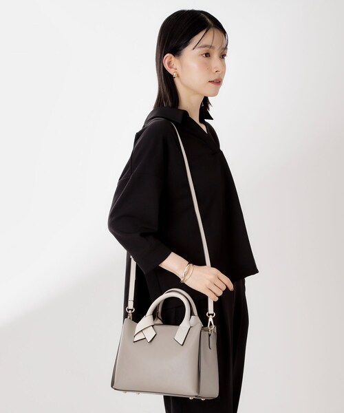 THE SHOP TK （ザ ショップ ティーケー ）の「バイカラー合皮ショルダーバッグ（ショルダーバッグ・レディース・ブラウン系その他/ブラック/アイボリー・00）」の18枚目の写真