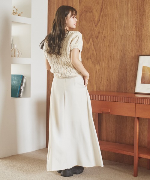 LAULEN(ローレン)の「wool blend cable puff knit /ウールブレンドケーブル編みパフニット(ニット/セーター・レディース・レッド/グレー/アイボリー・FREE)」の11枚目の写真