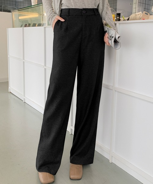 LOWO(ロワ)の「センタープレス ワイドパンツ(スラックス・レディース・ブラック/ネイビー・L/M/S)」の5枚目の写真