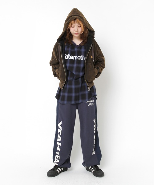 RNA(アールエヌエー)の「R4392 GIRLS BITE BACKスウェット(スウェットパンツ・レディース・ネイビー/杢グレー/レッド・MEDIUM)」の11枚目の写真