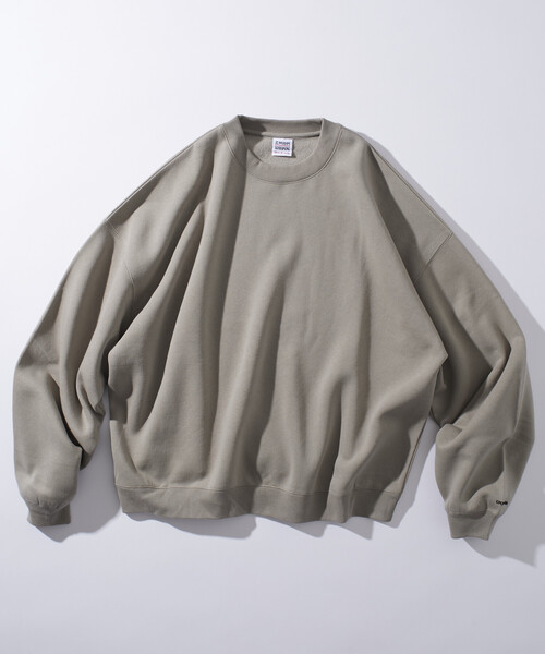 FREAK'S STORE(フリークスストア)の「限定展開 CHOW DOWN/チャウダウン スーパーワイドシルエット ワンポイント刺繍 クルーネック スウェット(スウェット・メンズ・アッシュグレー/ネイビー/スミクロ/グレイッシュベージュ・SMALL/MEDIUM/LARGE)」の4枚目の写真