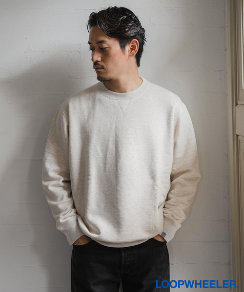 LOOPWHEELER（ループウィラー）の「LOOPWHEELER for LOWERCASE ライトツリウラケ ルーズフィットスウェット（スウェット・メンズ・ブラウン/チャコールグレー/アイボリー・SMALL/X-LARGE/LARGE/MEDIUM）」の2枚目の写真