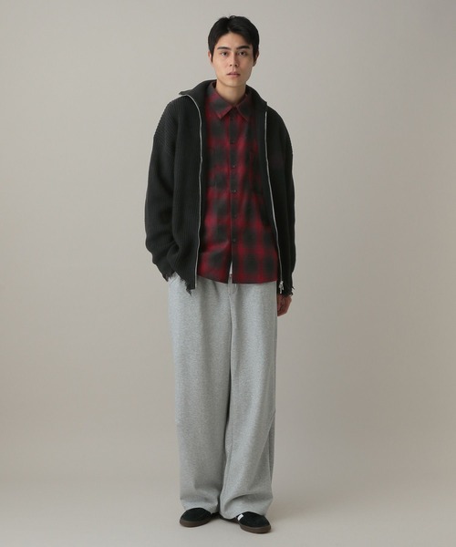 LAND MUSEUM(ランドミュージアム)の「LAND MUSEUM/ダメージジップニットカーディガン(ニット/セーター・メンズ・ブラック・LARGE/MEDIUM)」の2枚目の写真