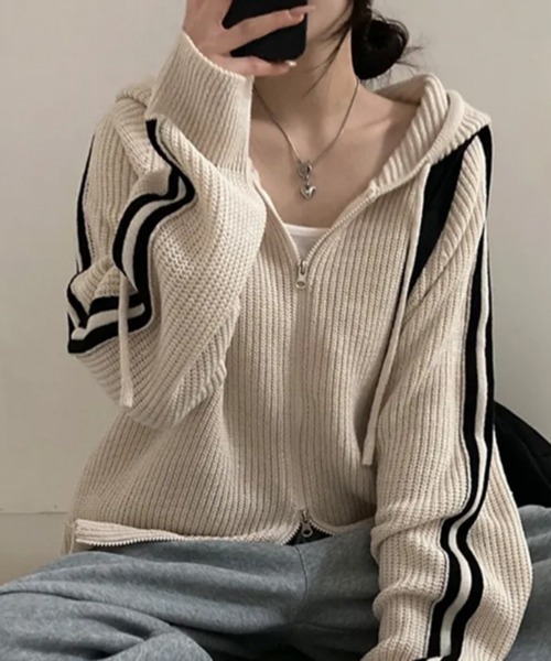 VIVID LADY（ビビッドレディー）の「ラインスリーブ ダブルジップニットパーカー（パーカー・レディース・グレー/ベージュ/ブラウン・FREE）」の8枚目の写真