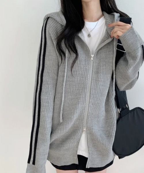 VIVID LADY（ビビッドレディー）の「ラインスリーブ ダブルジップニットパーカー（パーカー・レディース・グレー/ベージュ/ブラウン・FREE）」の10枚目の写真