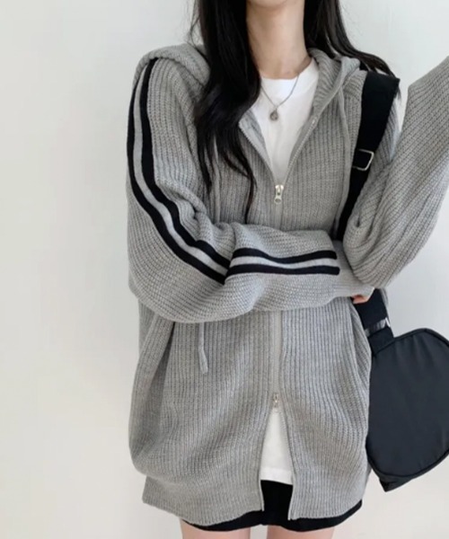 VIVID LADY（ビビッドレディー）の「ラインスリーブ ダブルジップニットパーカー（パーカー・レディース・グレー/ベージュ/ブラウン・FREE）」の11枚目の写真