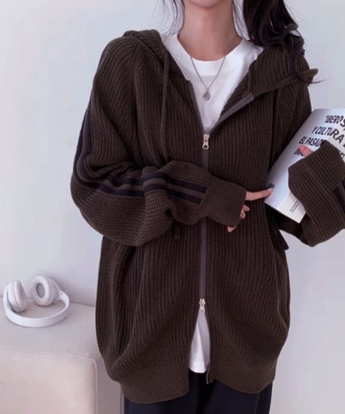 VIVID LADY（ビビッドレディー）の「ラインスリーブ ダブルジップニットパーカー（パーカー・レディース・グレー/ベージュ/ブラウン・FREE）」の17枚目の写真