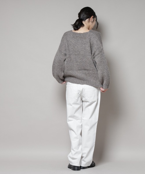 TRICOTS JEAN MARC（トリコットジーンマルク）の「TRICOTS JEAN MARC/Vネックプルオーバー（ニット/セーター・レディース・ダークブラウン/グレイッシュベージュ/グレー・FREE）」の8枚目の写真