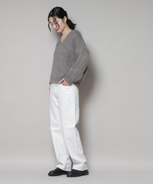 TRICOTS JEAN MARC（トリコットジーンマルク）の「TRICOTS JEAN MARC/Vネックプルオーバー（ニット/セーター・レディース・ダークブラウン/グレイッシュベージュ/グレー・FREE）」の10枚目の写真