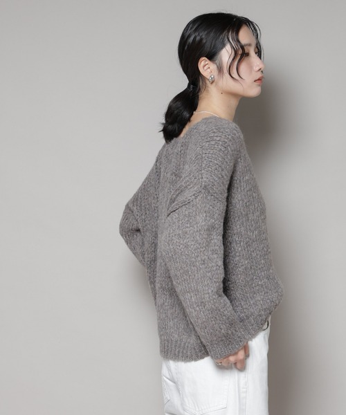 TRICOTS JEAN MARC（トリコットジーンマルク）の「TRICOTS JEAN MARC/Vネックプルオーバー（ニット/セーター・レディース・ダークブラウン/グレイッシュベージュ/グレー・FREE）」の5枚目の写真