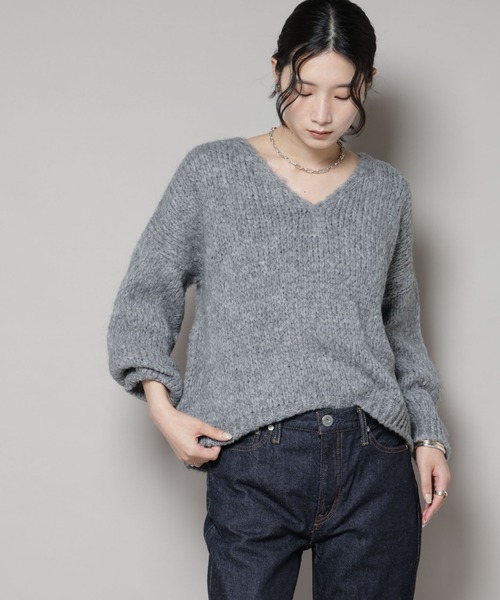 TRICOTS JEAN MARC（トリコットジーンマルク）の「TRICOTS JEAN MARC/Vネックプルオーバー（ニット/セーター・レディース・ダークブラウン/グレイッシュベージュ/グレー・FREE）」の19枚目の写真