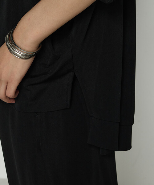 Gabardine K.T(ギャバジンケーティー)の「ハイテンションポンチライト ドルマンスリーブプルオーバー(Tシャツ/カットソー・レディース・ダークブラウン/オフホワイト/ブラック・9号)」の8枚目の写真
