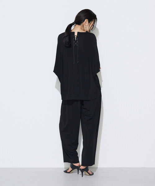 Gabardine K.T(ギャバジンケーティー)の「ハイテンションポンチライト ドルマンスリーブプルオーバー(Tシャツ/カットソー・レディース・ダークブラウン/オフホワイト/ブラック・9号)」の17枚目の写真