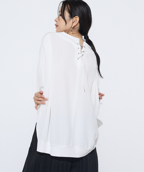 Gabardine K.T(ギャバジンケーティー)の「ハイテンションポンチライト ドルマンスリーブプルオーバー(Tシャツ/カットソー・レディース・ダークブラウン/オフホワイト/ブラック・9号)」の1枚目の写真