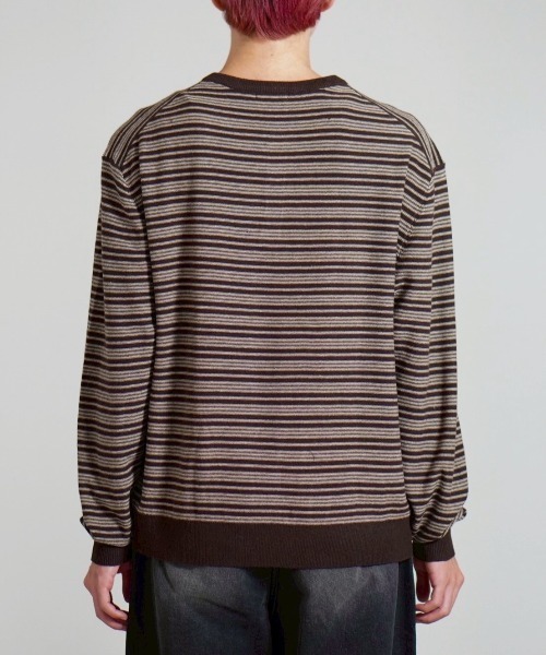 Chikashitsu +（チカシツプラス）の「【Chikashitsu +】cropped henry neck border knit / 【チカシツプラス】クロップドヘンリーネックボーダーニット（Tシャツ/カットソー・メンズ・杢グレー/ブラック/ブラウン・ONE SIZE）」の16枚目の写真