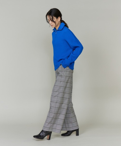 INED（イネド）の「BIOｰBLEND ハーフジッププルオーバーニット（ニット/セーター・レディース・オフホワイト/ブルー・9号）」の19枚目の写真