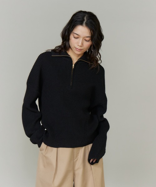 INED（イネド）の「BIOｰBLEND ハーフジッププルオーバーニット（ニット/セーター・レディース・オフホワイト/ブルー・9号）」の12枚目の写真
