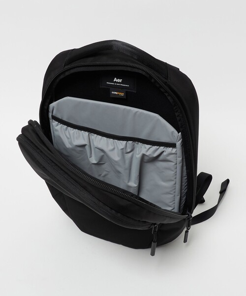 Aer(エアー)の「<Aer>PRO PACK SLIM バックパック(バックパック/リュック・メンズ・ブラック・FREE)」の9枚目の写真