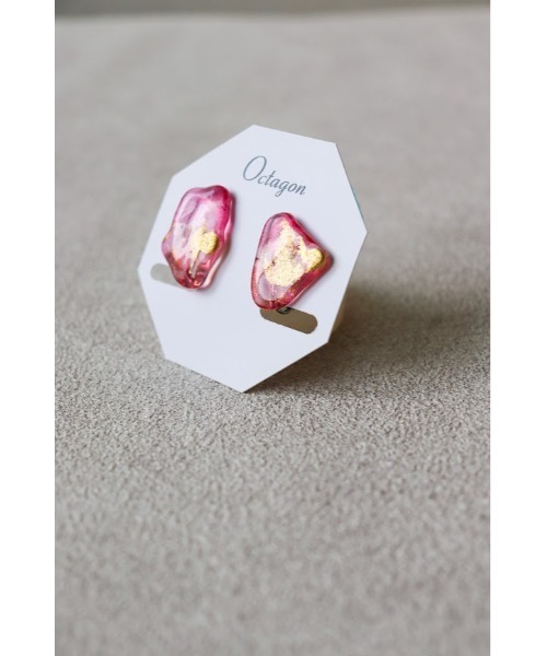 tone(トーン)の「【Octagon】【シーグラスイヤリング】ローズピンク/透明感の彩り (MA)(イヤリング・レディース・ピンク・FREE)」の2枚目の写真