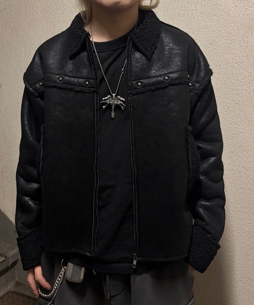 MandO(エムオー)(エムオー)の「フェイクレザーヴィンテージ加工ムートンジャケット(ムートンコート・メンズ・ブラック/ネイビー・MEDIUM/LARGE)」の15枚目の写真