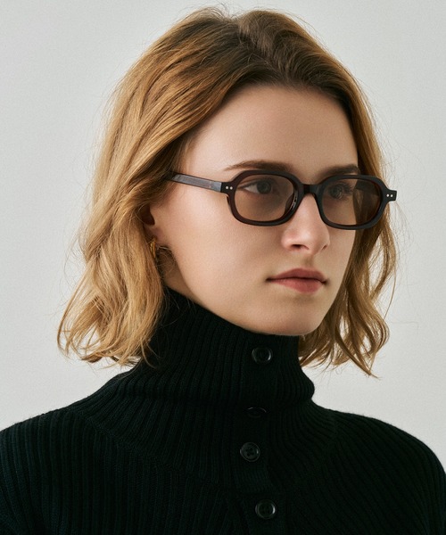 NUEF （ヌエフ）の「cent cinquante-et-un151（サングラス・レディース・ブラウン/ベージュ/ブラック/ブラック系その他/ブラウン系その他2/ブラウン系その他/クリアブラック/ブラック×グレー・FREE）」の5枚目の写真