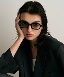 NUEF （ヌエフ）の「オーバルサングラス｜カラーレンズ｜トレンド｜紫外線対策｜UVカット｜薄いレンズのサングラス｜NUEF｜COLOR SUNGLASSES（サングラス）」