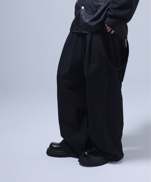 Ruze（ルゼ）の「Suspender wide pants / サスペンダー ワイドパンツ（その他パンツ・メンズ・ブラック・FREE）」の2枚目の写真