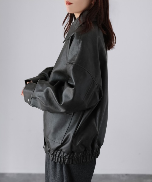 Riberry(リベリー)の「2WAYフェイクレザーステンカラーブルゾン(ブルゾン・レディース・ブラック/ブラウン・FREE)」の14枚目の写真