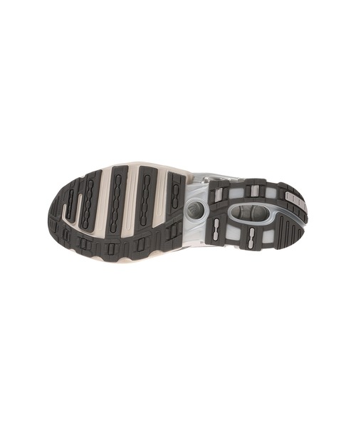 adidas(アディダス)の「adidas PREDATOR MEGARIDE JS1555(スニーカー・レディース・グレー・23.5㎝/23㎝/25㎝/24.5㎝/24㎝)」の5枚目の写真