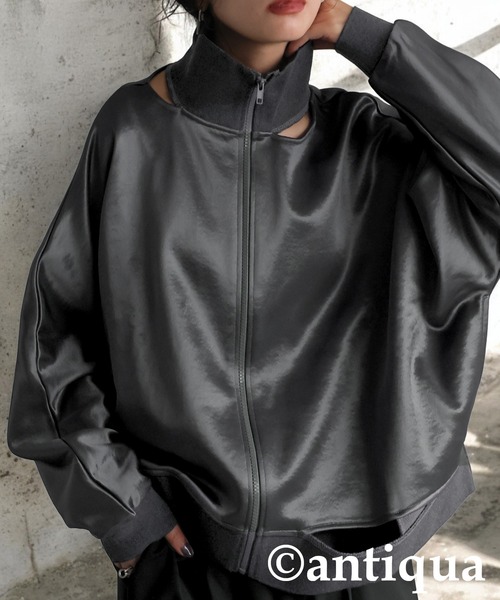 antiqua(アンティカ)の「サテン 裏毛 ブルゾン(ブルゾン・レディース・ブラック/グレー・ONESIZE)」の2枚目の写真