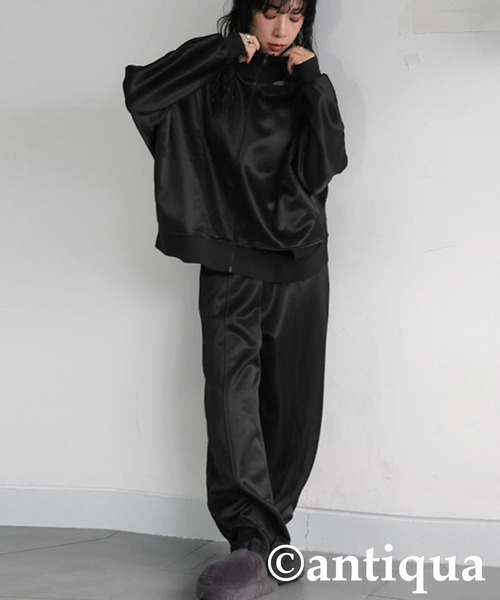 antiqua(アンティカ)の「サテン 裏毛 ブルゾン(ブルゾン・レディース・ブラック/グレー・ONESIZE)」の9枚目の写真