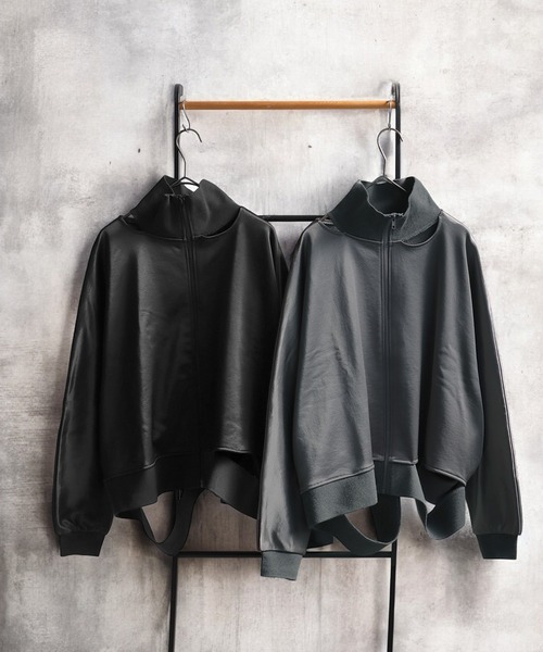 antiqua(アンティカ)の「サテン 裏毛 ブルゾン(ブルゾン・レディース・ブラック/グレー・ONESIZE)」の21枚目の写真