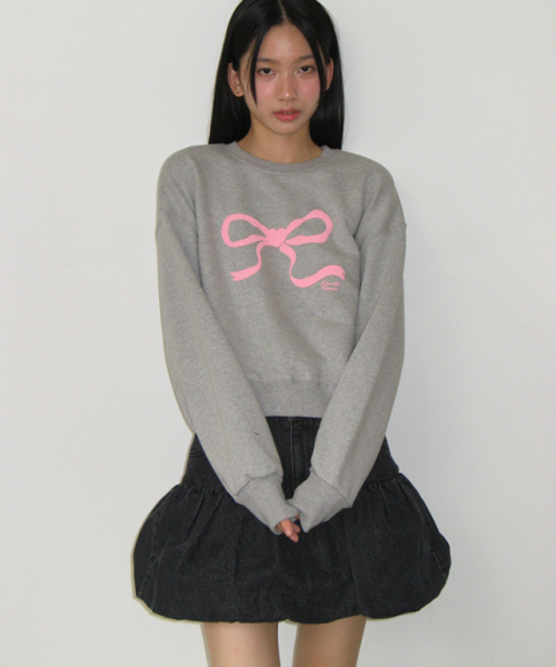 RONRON(ロンロン)の「EMBO HEART RIBBON CROP SWEATSHIRTS GREY(スウェット・レディース・その他・FREE)」の4枚目の写真